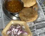 A picture of step 9 of White chana.