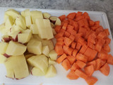 Guiso de carne con papa y zanahoria