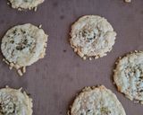 Foto del paso 3 de la receta: Crackers de queso rallado 🧀 integrales y mega rápidas