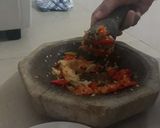 Foto langkah ke 2 dari resep Ikan Tumis Sambal Tomat.