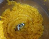 A picture of step 2 of Mango Lassi.