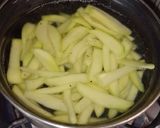 A picture of step 2 of Mayo Garlic 🍟 Fries.