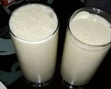 A picture of step 1 of Banana Milk shake.