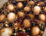 A picture of step 2 of Mayak Quail Eggs.