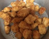 Foto langkah ke 3 dari resep Ayam Cabai Garam (Spicy Chilli Fried Chicken).