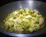 ফুলকপি ডাটা সহ ভাজি রেসিপির ধাপ 3 ছবি