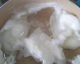 A picture of step 1 of Poached Egg Curry.