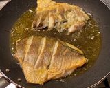 A picture of step 8 of Delicious Yellow Croaker Fish.