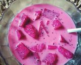 Foto langkah ke 3 dari resep Es buah naga.