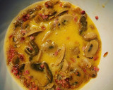 Foto del paso 4 de la receta: Esponjosa y deliciosa tortilla de champiñón, con jamón y tranchetes