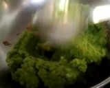 A picture of step 4 of Palak-Peas-Paneer Paratha.
