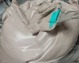 A picture of step 1 of Oreo truffles chocolate cake.