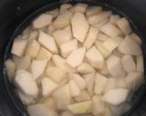 Körte krémleves recept fázis 2 fotója