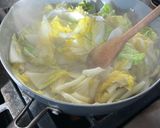 A picture of step 5 of Stir Fried Napa Cabbage.