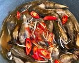 Hình bước làm 5 của món Bắp nõn chuối kho cà chua