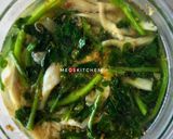 Hình bước làm 3 của món Canh Rau Xà Lách Xoong Nấu Nấm Chay