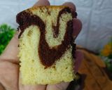 Foto langkah ke 12 dari resep Bolu Marmer Ekonomis 2 Telur.