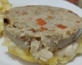 Foto del paso 4 de la receta: Arepa rellena de fiambre de pollo casero🫓🥙🥯