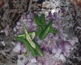A picture of step 3 of Ridge gourd egg fry.