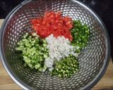 A picture of step 1 of Onion Tomato Masala Papad Sandwich.