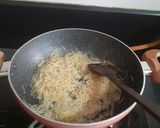 A picture of step 1 of Sweet vermicelli.
