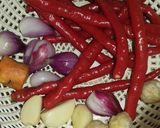 Foto langkah ke 1 dari resep Ikan Tongkol Balado.