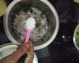 कांदा भजी (kanda bhaji recipe in marathi) रेसिपी स्टेप 3 फोटो 