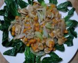 Foto langkah ke 4 dari resep Pakcoy Siram Jamur.