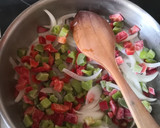 Foto del paso 2 de la receta: Filetes de merluza de fiesta