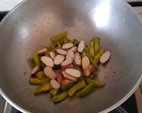 A picture of step 2 of Parwal with Jackfruit Seed.