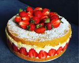 Fraisier torta (vaníliás-epres) recept fázis 9 fotója