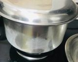 A picture of step 4 of Vanilla Cake.
