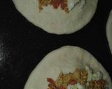 A picture of step 4 of Fried Pizza kachori.
