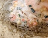Foto langkah ke 4 dari resep Bakwan Jagung Sayur.