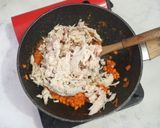 Foto langkah ke 2 dari resep Lumpia ayam suwir.