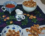 A picture of step 7 of Tiny Cinnamon Rolls شیرینی رول دارچینی.