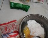 Foto langkah ke 2 dari resep Egg Chicken Roll.