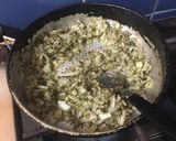 Foto del paso 2 de la receta: Fettuccine de espinaca con espinacas salteada🥬