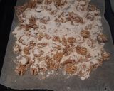 Une image de l'étape 1 de Meringues aux noix.