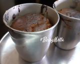 A picture of step 5 of Biscuit Cake Shot.