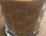 Foto langkah ke 3 dari resep Recook Kopi susu gula aren aroma daun pandan.
