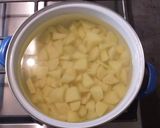 Kakukkfüves burgonyaleves gluténmentesen recept fázis 2 fotója