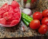 Foto del paso 1 de la receta Gazpacho de tomate y sandía