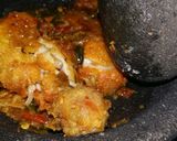 Foto langkah ke 6 dari resep Ayam geprek cabe setan.