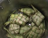 Foto langkah ke 4 dari resep Ketupat lebaran.