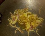 A picture of step 2 of Red sauce pasta.