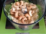 Soltero vegano de pesto de albahaca