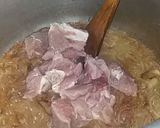 A picture of step 3 of Bhindi ghousht.