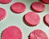 Foto del paso 1 de la receta: Alfajorcitos y Galletitas Día Internacional de la Mujer