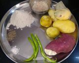 उपवासाचे कटलेट (upwasache cutlets recipe in marathi) रेसिपी स्टेप 1 फोटो 
